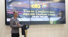 Kapolres Malang AKBP Kholis saat menyampaikan pencapaian luar biasa masing-masing kesatuan
