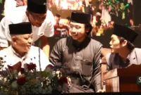 Foto : Bupati Malang, Drs. H. M. Sanusi bersama Gus Iqdam (*)