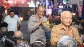 Kapolres Malang AKBP Putu Kholis Aryana beserta Bupati Malang H. M. Sanusi dan Forum Komunikasi Pimpinan Daerah (Forkopimda) Kabupaten Malang melaksanakan patroli gabungan