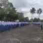 Foto : Kapolsek Tumpang AKP. Achmad Zainuddin pimpin upacara di SMK Multimedia Tumpang