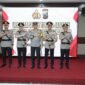 Foto : Kapolda Jawa Timur Irjen Pol Drs. Imam Sugianto, M.Si. memimpin kegiatan Upacara Serah Terima Jabatan (Sertijab) Kapolres Jajaran dan Koorspripim Polda Jatim,