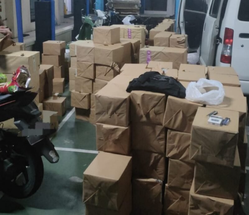 Foto : Ratusan Ribu batang rokok ilegal yang berhasil diamankan Bea Cukai Malang