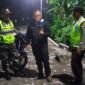 Foto : Tiga Pilar Desa Tamiajeng Kecamatan Tumpang turut serta dalam melakukan sambang pemukiman warganya