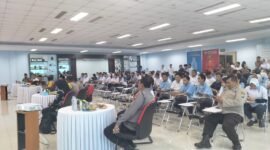 Foto : Polres Pasuruan gelar Jumat Curhat bersama karyawan di PT. Tirta Fresindo Jaya Plan 1 Mayora