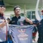 Foto : Ketua DPC GRIB JAYA Malang Damanhury Jab, didampingi Wakil Ketua DPC GRIB JAYA Malang Marsel, saat berpose bersama Ketua Madas Malang Ashadi