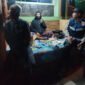 Foto : Bhabinkamtibmas Polsek Tumpang Polres Malang, Bripka Herri Kuswanto, melaksanakan kegiatan sambang ke warga binaan di Desa Duwet