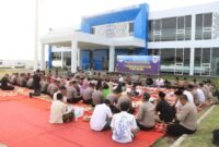 Foto : Kapolres Malang, AKBP Putu Kholis Aryana bersama jajaran gelar doa bersama jelang pembangunan Masjid  Al Ajmi