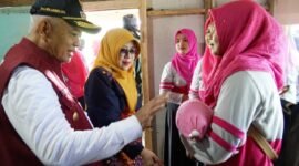 Foto : Bupati Malang H.M Sanusi sambang Dusun Terpencil Di Desa Wonorejo Singosari
