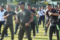 Foto : TNI - Polri dan Purnawirawan olahraga bersama