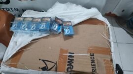 Foto : Puuhan Rokok Ilegal yang diamankan tim Bea Cukai Maang di Jasa Eksepedisi