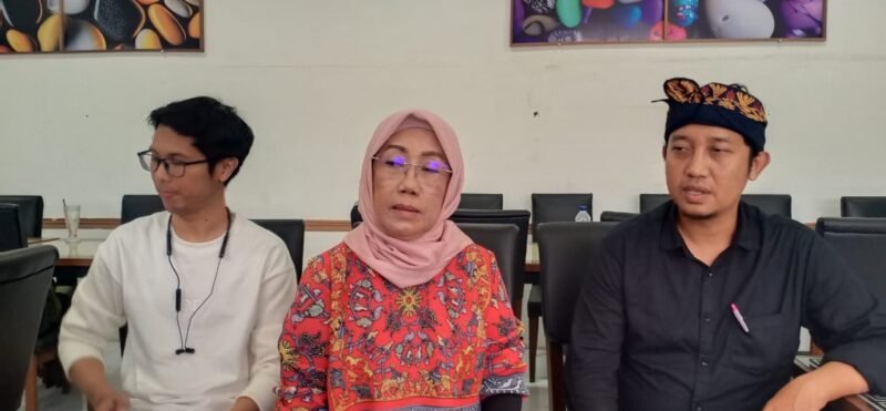 Foto : Caleg Dra. Wiwik Sukesi, D.R, M.Si dari Partai PDI Perjuangan Dapil 2 Blimbing Kota Malang 