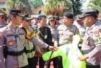 Foto : Kapolres AKBP Oskar Syamsuddin usai memimpin Apel Pengecekan dan pergeseran Personel 