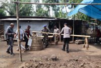 Foto : Aparat kepolisian dan TNI bongkar tempat arena judi sabung ayam di Kepanjen