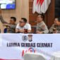 Foto : Anggota Polres Malang ikuti lomba Cerdas Cermat dalam rangka peringatan HPN 2024