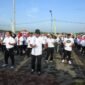 Foto : Dandim 0819/Pasuruan Letkol Arh Noor Iskak, S.T bersama Forum Koordinasi Pimpinan Daerah (Forkopimda) dan masyarakat menggelar kegiatan olahraga bersama