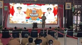 Caption. Wakil Bupati Malang Didik Gatot Subroto saat memberikan sambutan pada Refleksi 3 tahun Malang Makmur 