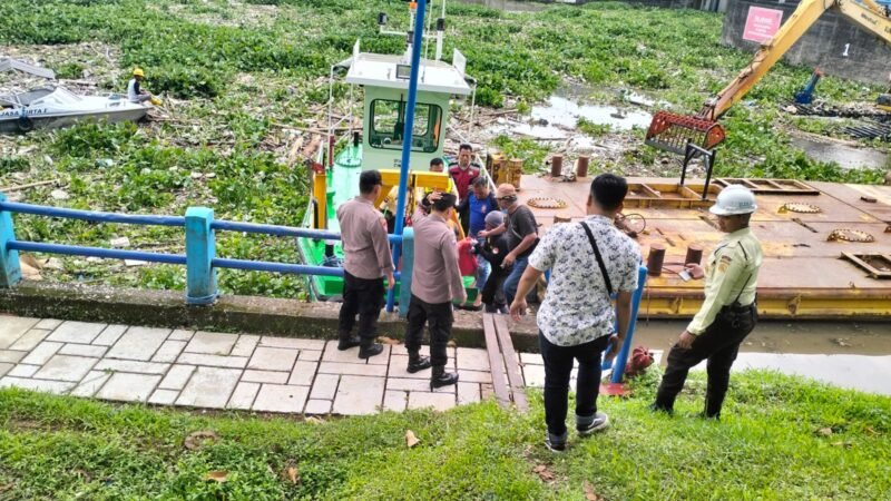Foto : Kepolisian Resor Malang berhasil mengungkap identitas dari jasad seorang anak laki-laki yang ditemukan di pintu air Bendungan Sengguruh,