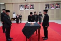 Foto : Pj. Wali Kota Batu Lantik Kasatpol PP dan Kadishub