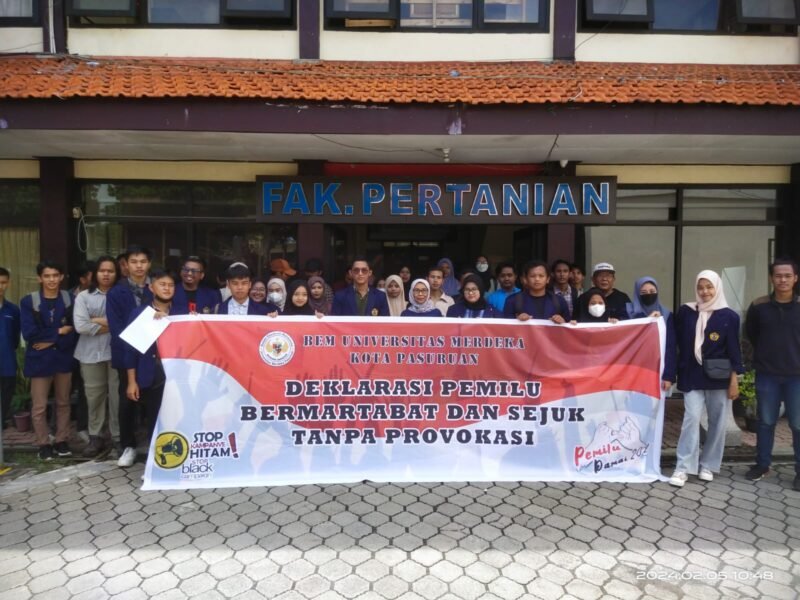 Foto : Universitas Merdeka Kota Pasuruan gelar deklarasi sebagai komitmen untuk mendukung Pemilu yang damai 