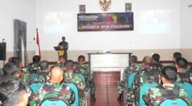 Foto : Komandan Kodim 0819/Pasuruan Letkol Arh Noor Iskak, S.T., memberikan penekanan kepada seluruh prajurit dan PNS Kodim 0819/Pasuruan 