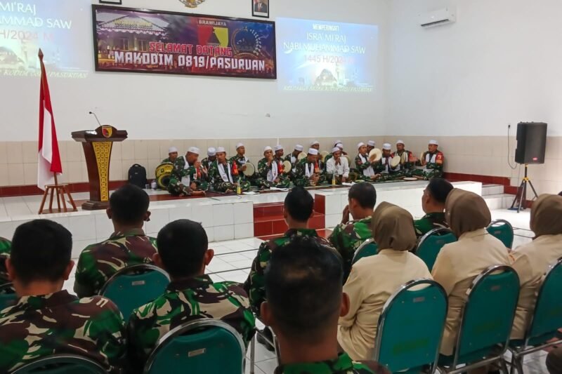 Foto : Kodim 0819/Pasuruan menggelar peringatan Isra' Mi'raj Nabi Muhammad SAW 1445 H/2024 M 