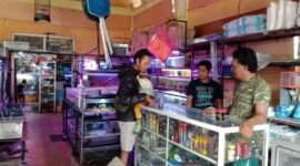 Foto : Serda Sudarno sukses usaha ikan hias air tawar