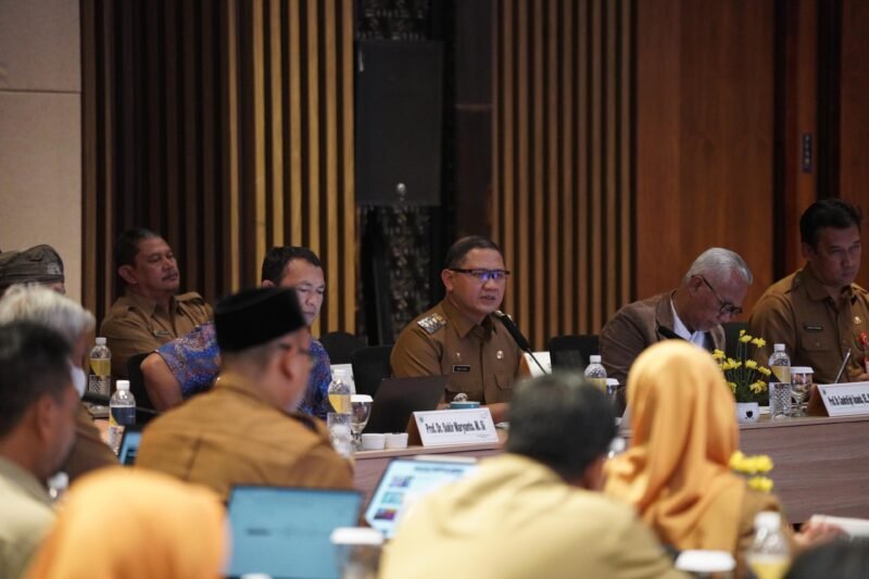 Foto : Pj. Wali Kota Batu, Aries Agung Paewai, memimpin jalannya kegiatan 