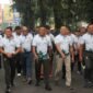 Foto : Jalan santai bersama Pangkostrad dalam rangka HUT Ke-63 Kostrad di Lapangan Rampal Kota Malang