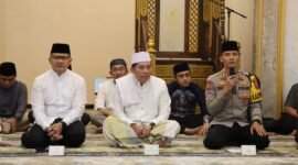 Foto : Kapolres Batu AKBP Oskar Syamsuddin bersama PJ Walikota Batu, Aries Agung Paewai,