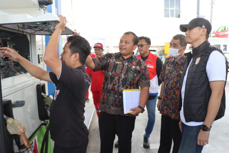 Foto : Polres Malang melakukan sidak ke SPBU di wilayah Kecamatan Singosari