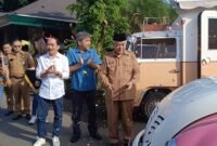 Caption. Bupati Malang H.M Sanusi didampingi Direktur Utama Perum Jasa Yasa R Djoni Sudjatmiko saat melaunching campervan di Pendopo Agung Kabupaten Malang 