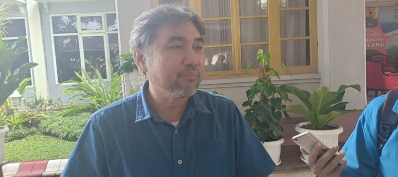 Caption. Direktur Utama Perum Jasa Yasa Kabupaten Malang Djoni Sudjatmiko 