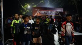 Foto ; Kanjuruhan Street Race yang digelar di jalur utama Desa Sukowilangun Simpang 5 Peteng, Kecamatan Kalipare