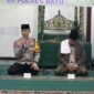 Foto : Kapolres Batu, AKBP Oskar Syamsuddin saat safari Ramadhan di di Masjid Roudlotul Amni, Polres Batu