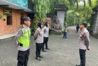Foto : Personel Polsek Tumpang, Polres Malang melaksanakan Pengamanan Rangkaian Kegiatan Sekretariat Direktorat Jenderal Perbendaharaaan Kementrian Keuangan RI