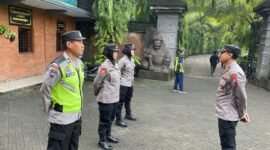Foto : Personel Polsek Tumpang, Polres Malang melaksanakan Pengamanan Rangkaian Kegiatan Sekretariat Direktorat Jenderal Perbendaharaaan Kementrian Keuangan RI