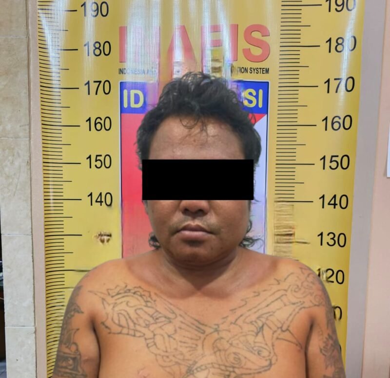 Foto : Satu dari koplotan pembobo rumah