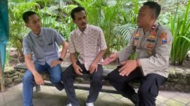 Foto : Personel Polsek Tumpang bersama Aremania Kecamatan Tumpang