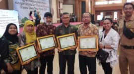 Foto : Foto : Penerima Penghargaan Program Kampung Iklim Kategori Utama Sertifikat Tahun 2024 