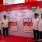  Foto : Dua pasangan calon Bupati dan Wakil Bupati Malang Sanusi-Lathifah dan Gunawan-Umar