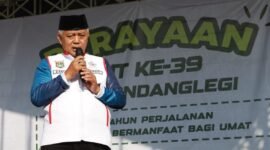 Foto : Bupati Malang Drs. H. M. Sanusi., MM., menghadiri perayaan HUT ke-39 RSI Gondanglegi 