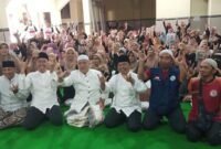 Foto : Abah Anton bersama majelis di Panti Asuhan Nurul Mutaqiem di Kelurahan Kebonsari Sukun,