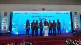 Foto : Plt. Bupati Malang, Drs. H. Didik Gatot Subroto, SH.MH  buka acara Program Pengembangan Kapasitas Usaha (PKU) Akbar 