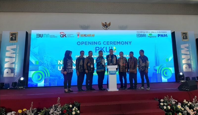 Foto : Plt. Bupati Malang, Drs. H. Didik Gatot Subroto, SH.MH  buka acara Program Pengembangan Kapasitas Usaha (PKU) Akbar 