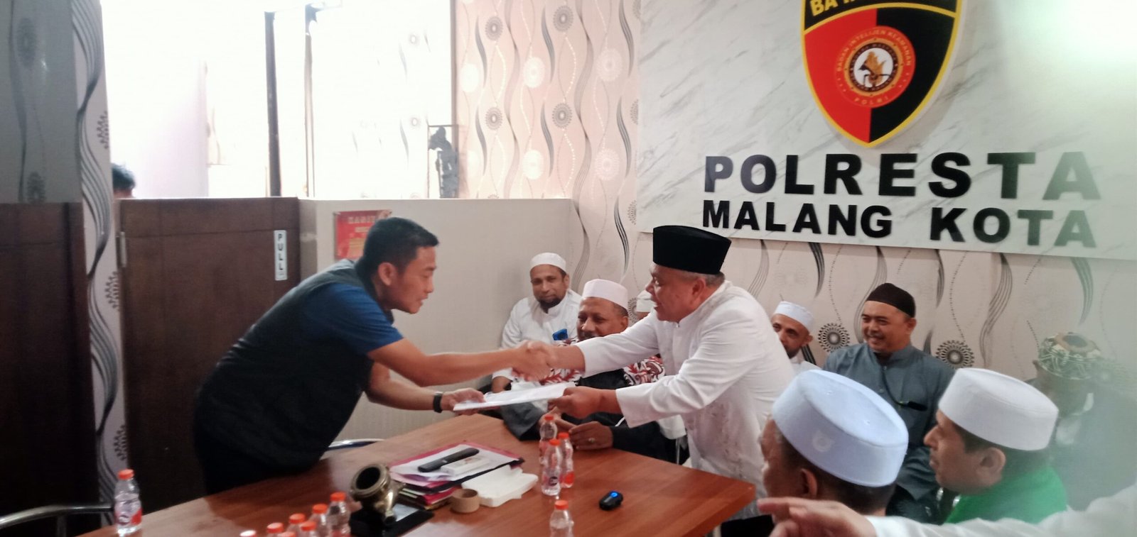 Berharap Netralitas APH di Pilkada, Sejumlah Tokoh Ulama Datangi Mapolresta Malang Kota 1000390075