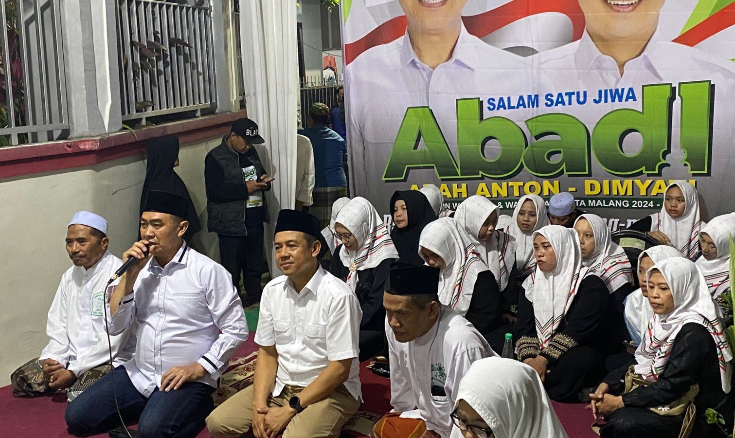 Paslon Abadi Akan Optimalkan Pelayanan Kesehatan Dengan Jemput Bola Pasien Sakit, Siapkan Mobil Ambulance Per Kelurahan WhatsApp Image 2024-11-12 at 19.59.02