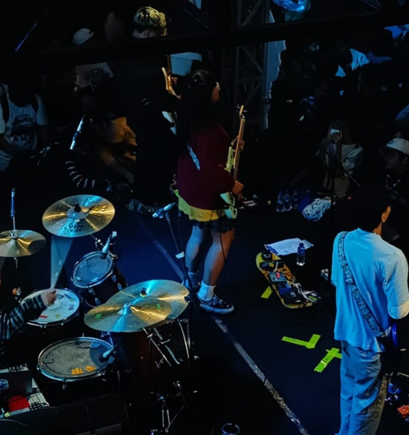 Energi Melankolis: Girl and Her Badmood Guncang Dalbo Fest 2024 Screenshot_20241208_150115_Word