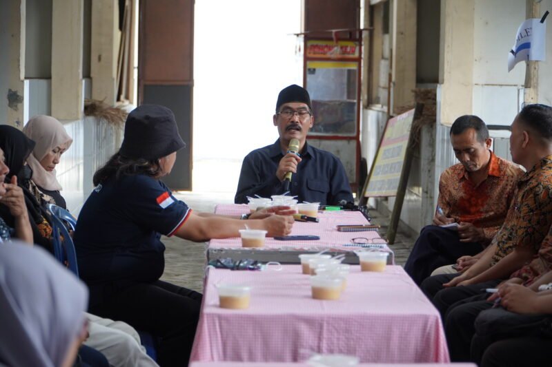 Ket foto. H. Imam Zuhdi saat memberikan sambutan pada rapat konsolidasi DPP Yayasan MPR di Kota Batu 