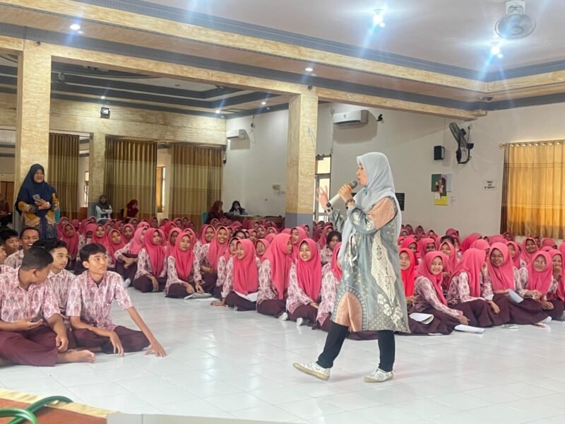 Ket foto. Kegiatan mahasiswa Universitas Muhammadiyah Malang di Kabupaten Jombang