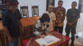 Keterangan: Wabup Malang Lathifah Shohib saat meresmikan Program Sambang Jejak Kearifan Paguyupan Amartya Bumi Kepanjian di Pendopo Kecamatan Lawang (27/03)